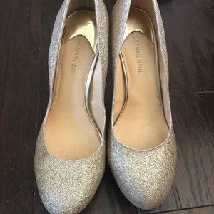 Gianni Bini Gold Sparkle shoes